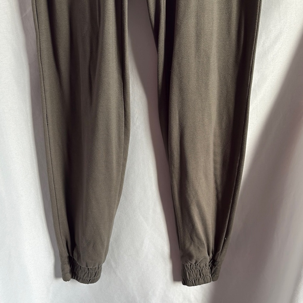 Ardene Olive Green Jogger Pants - Picture 4 of 9